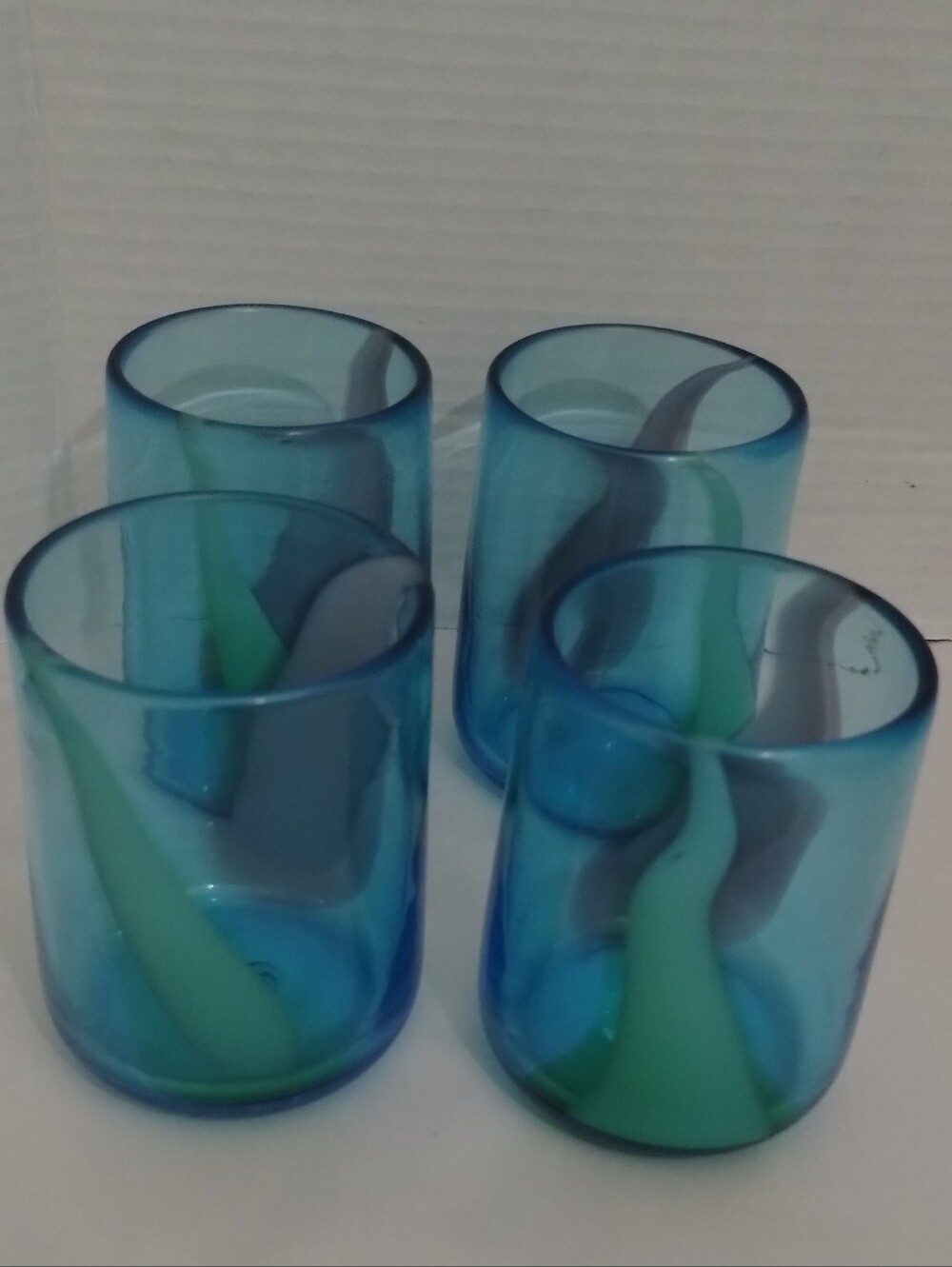 Set of 4 Vintage Hand Blown Mexican Glass Tumblers With Swirl Design